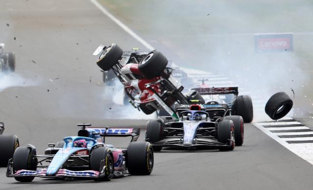 爱体育官方下载入口-2022F1大事件：惊喜意外并存 周冠宇银石遭遇翻车